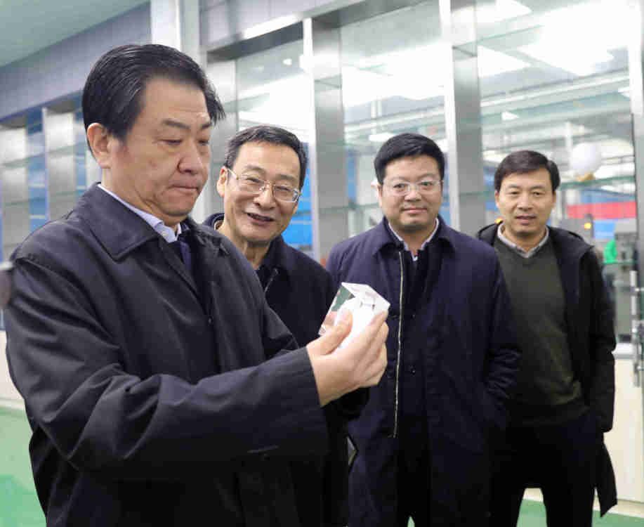 5c85aabe7e732.jpg