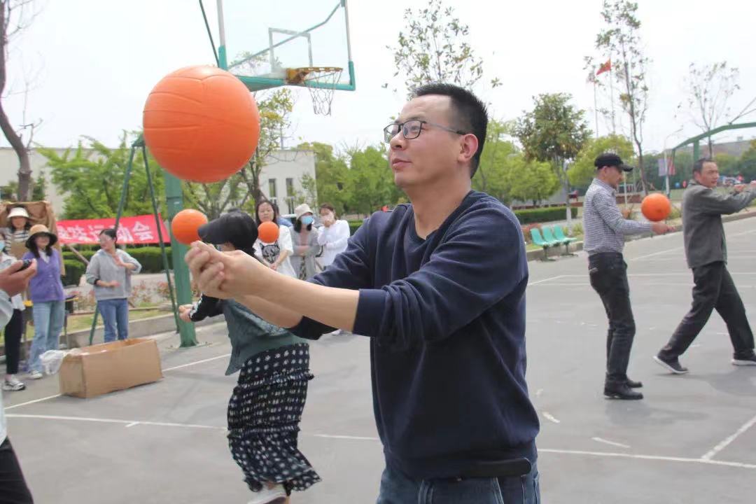 6454a8e039440.jpg